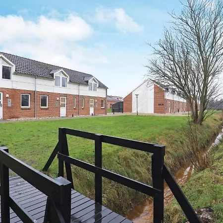 Holiday home Lxxix
